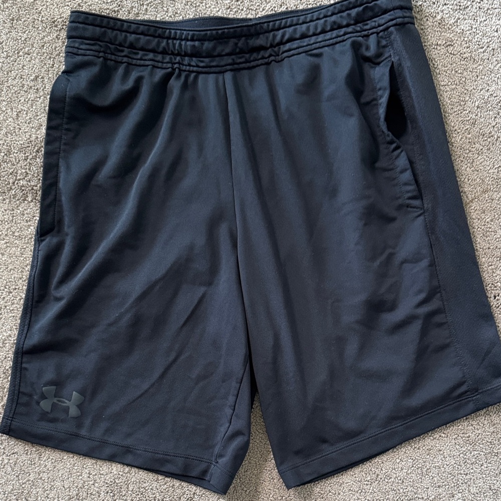 Under Armour Men's Dark Gray Athletic Shorts